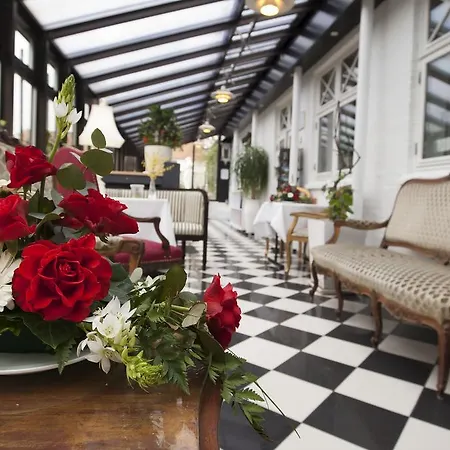 Gl. Mini-hôtel 3*